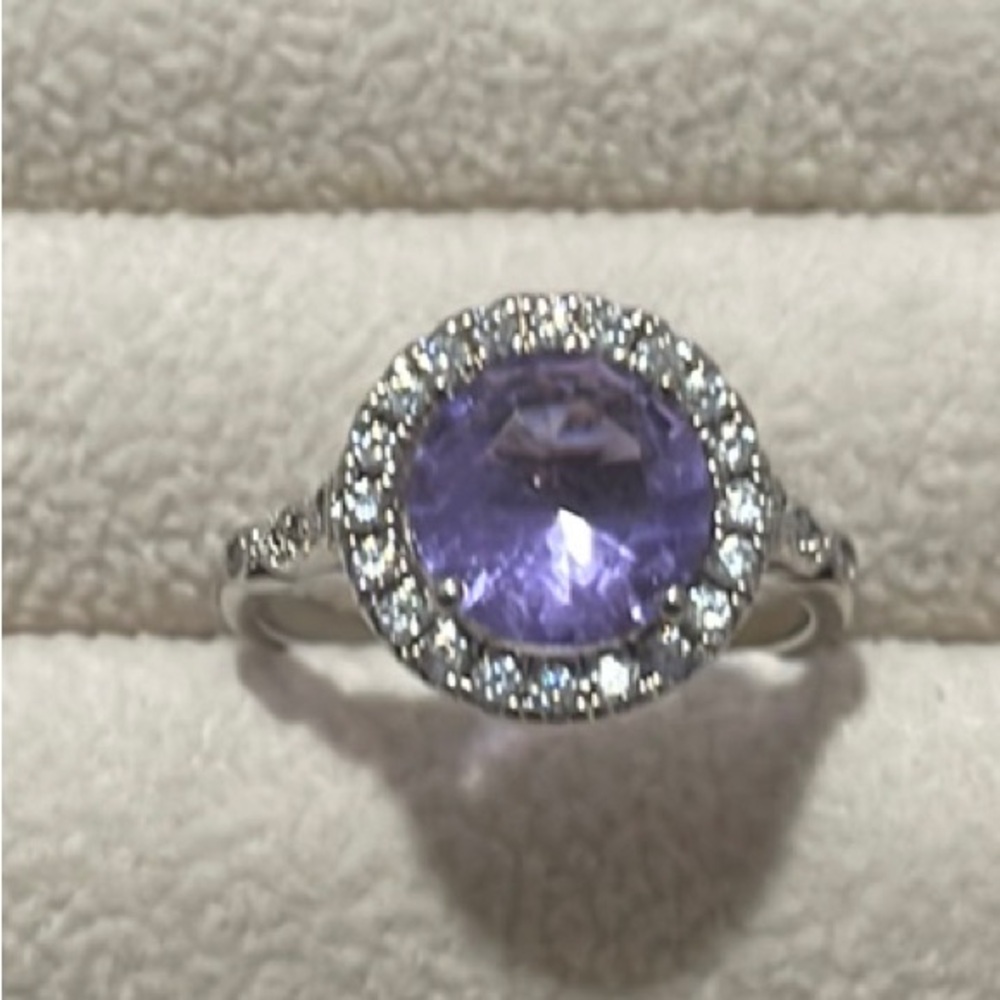Bomb Party Elegant Purple and Silver Gemstone Ring